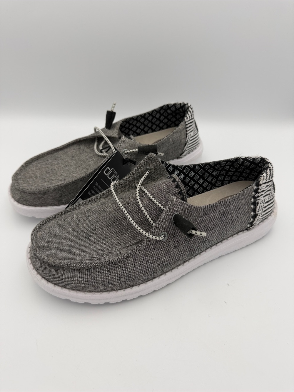 NEW hey Due Wendy Chambray woven color Onyx size w8